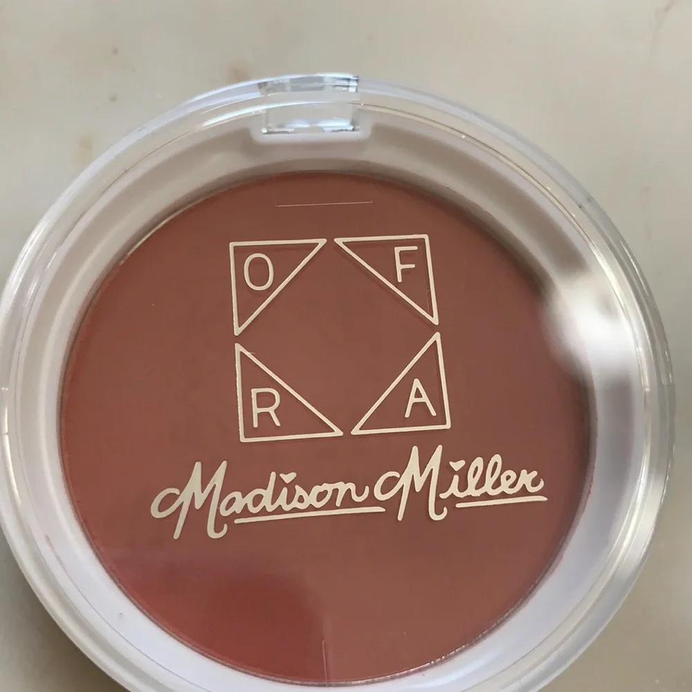 OFRA Madison Miller sweet stuff blush